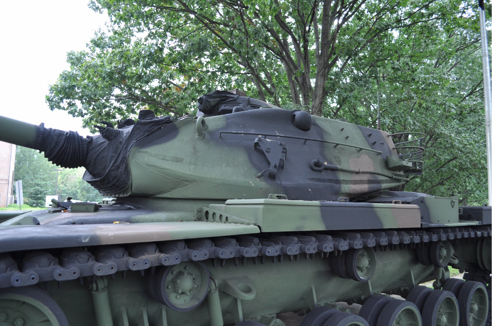 veteran's park - tank (2).JPG